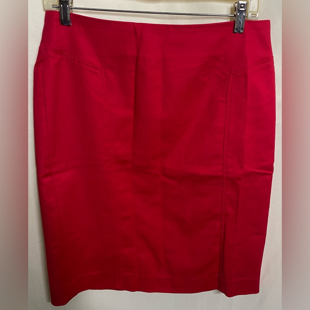 Darjoni Red Pencil Skirt